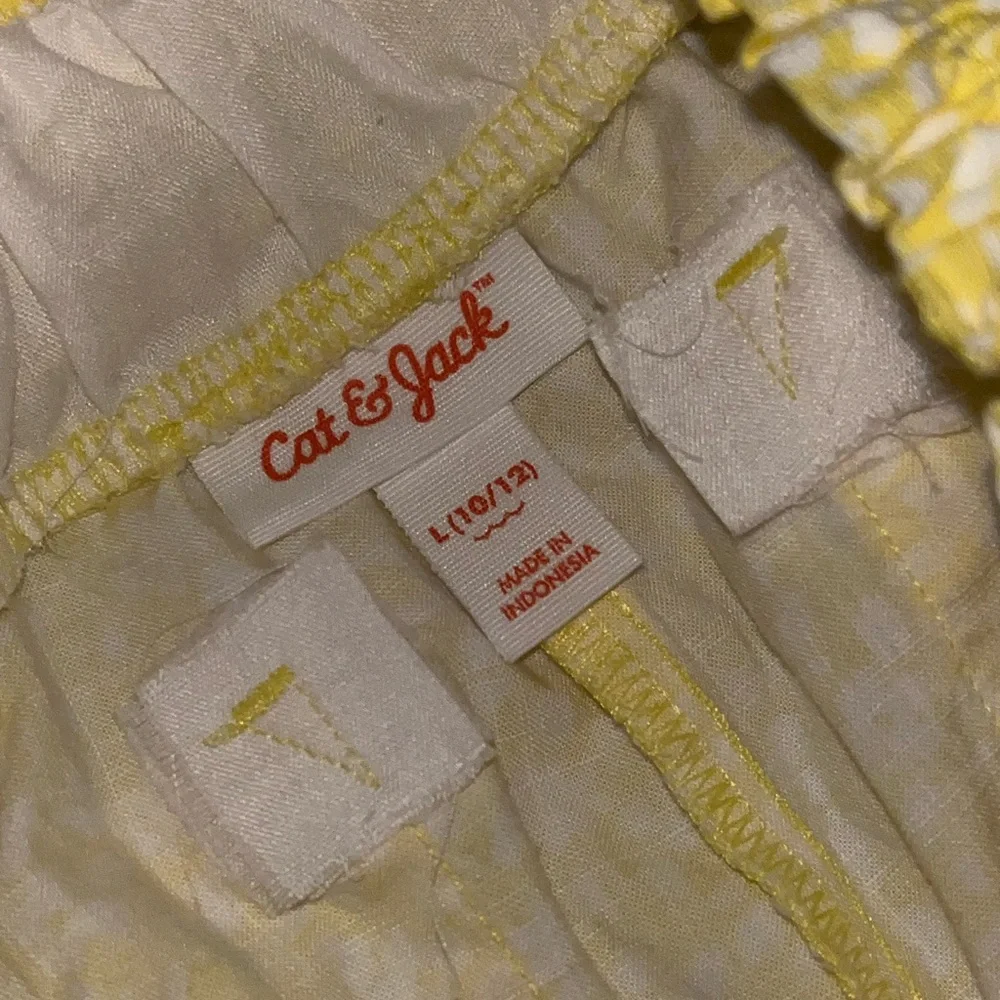 Cat & Jack Yellow Floral Kids Casual Bottoms
